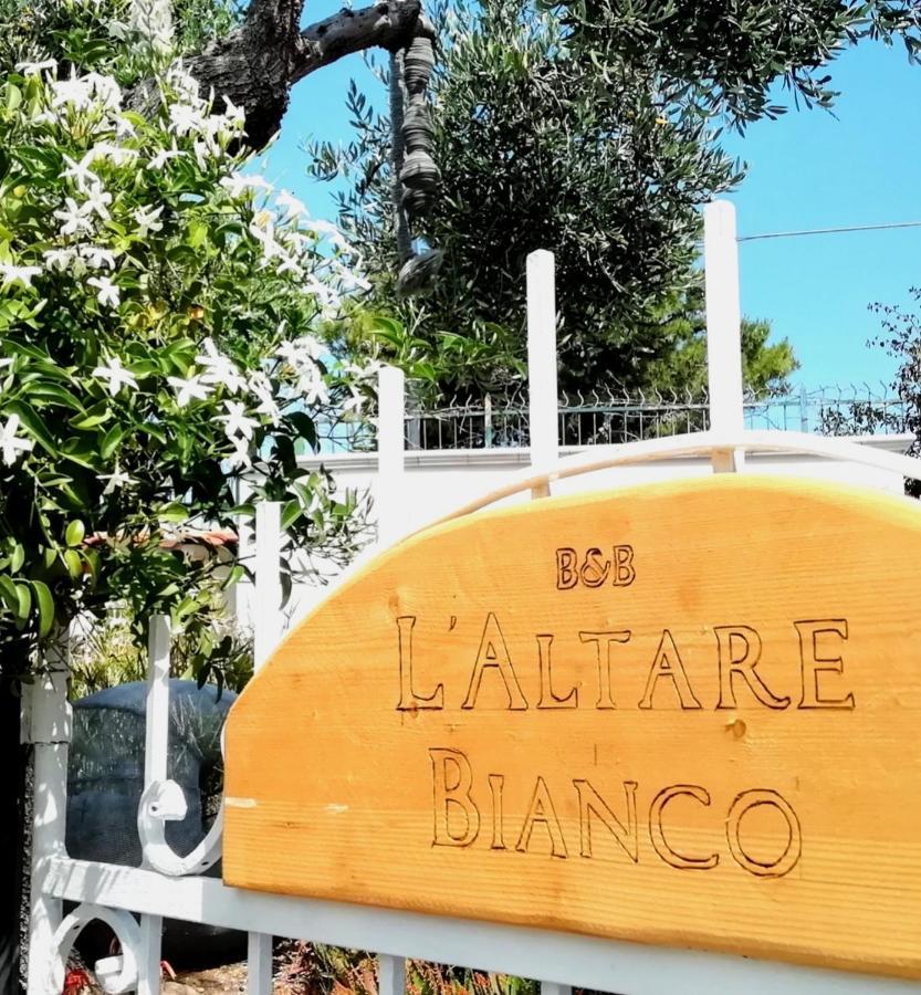 B&B L'Altare Bianco Vieste Luaran gambar