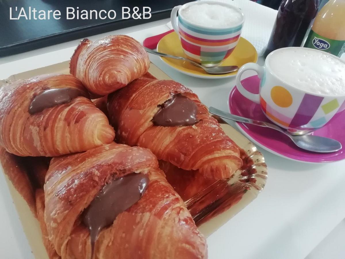 B&B L'Altare Bianco Vieste Luaran gambar