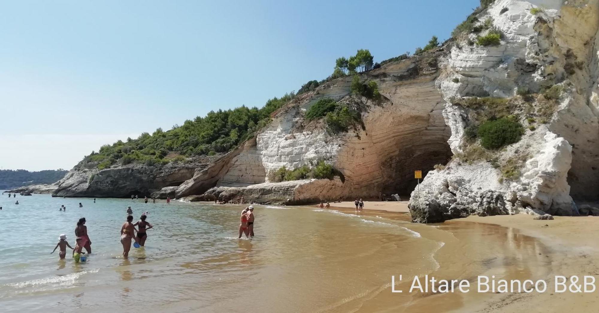 B&B L'Altare Bianco Vieste Luaran gambar